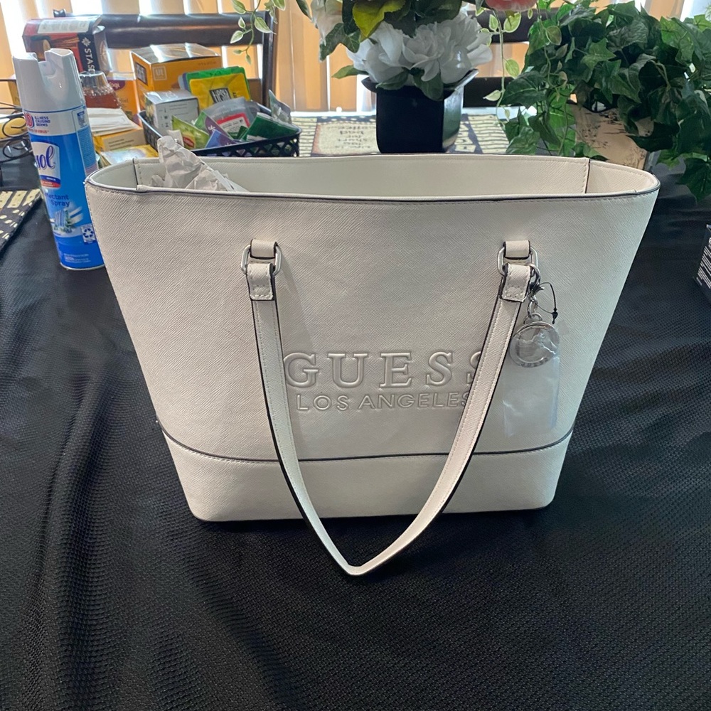 Brand new Guess Purse